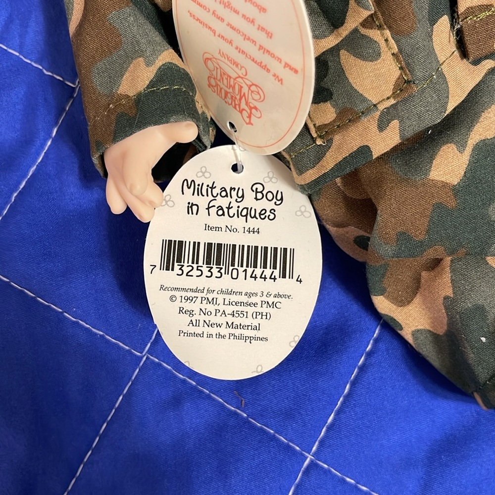 Military Boy in Fatigues, vinyl doll - Picture 5 of 6